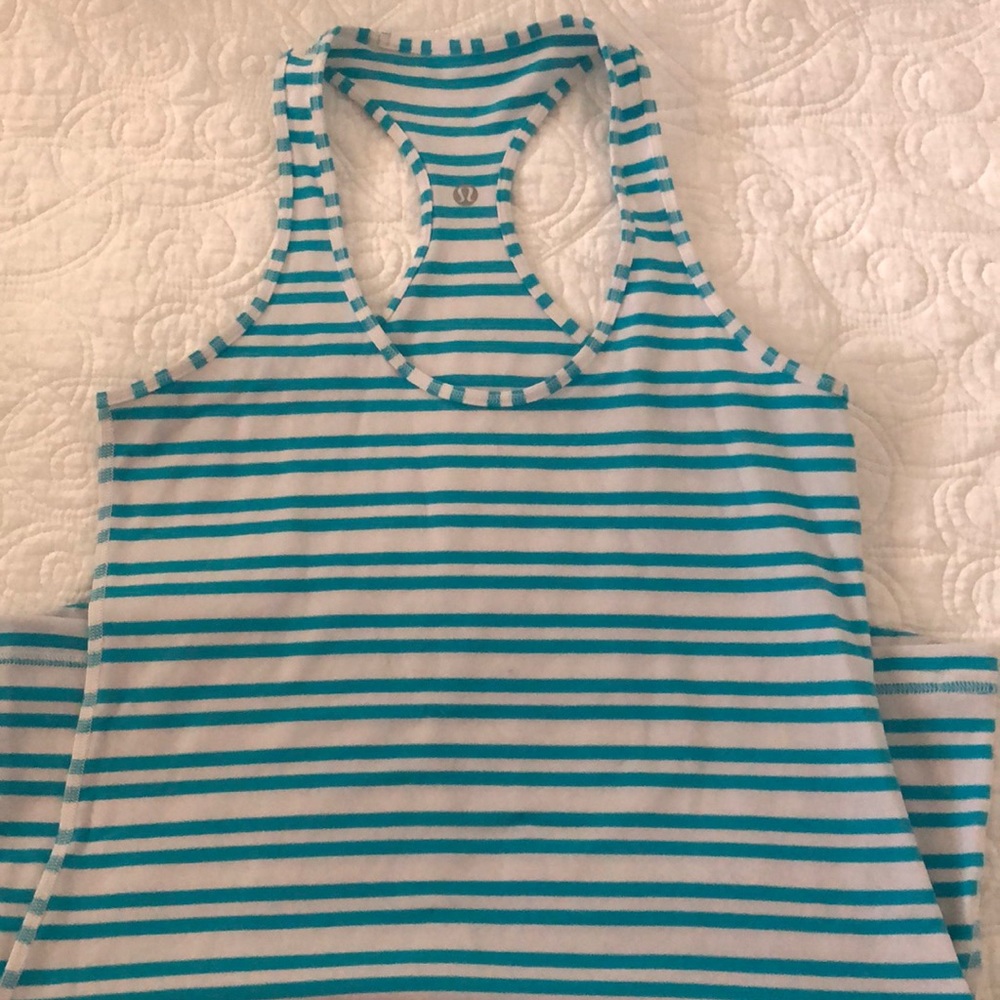 Lululemon workout tank
